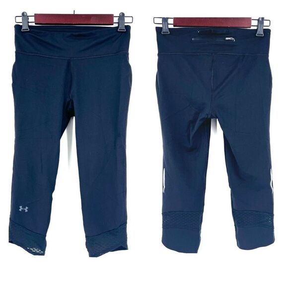 Under Armour Running Capris Small
Reflective mesh womens crop - Picture 1 of 15
